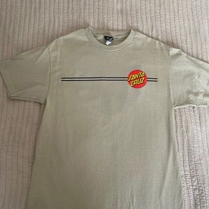 Santa Cruz Tee size Large